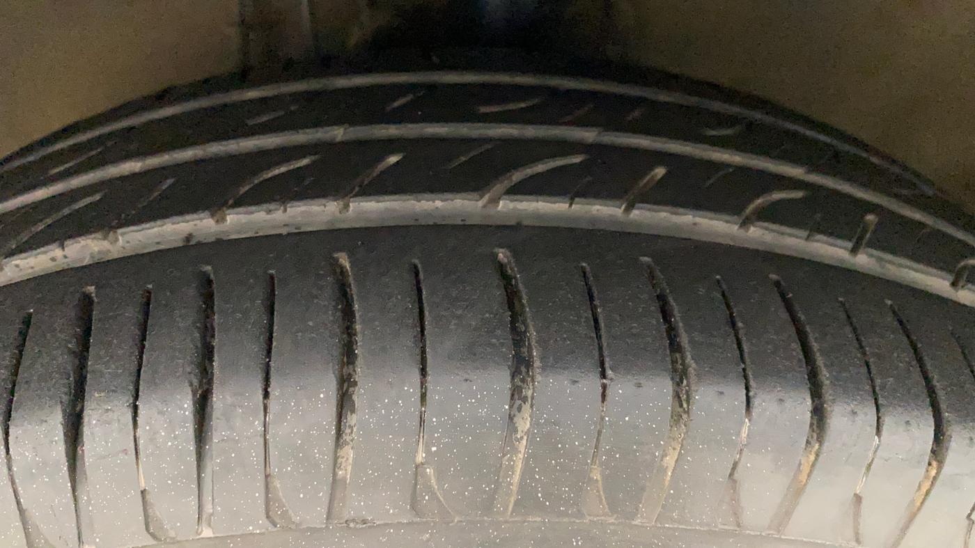2012 Hyundai i20 SPORTZ 1.2, Petrol, Manual, 89,521 km, Left Front Tyre Tread