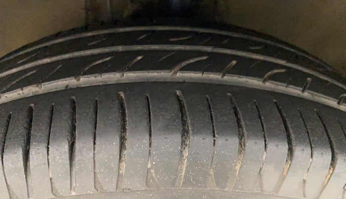 2012 Hyundai i20 SPORTZ 1.2, Petrol, Manual, 89,521 km, Left Front Tyre Tread
