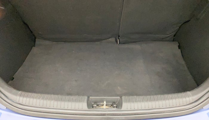 2012 Hyundai i20 SPORTZ 1.2, Petrol, Manual, 89,521 km, Boot Inside
