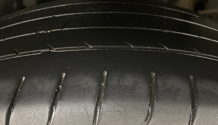 2021 KIA SELTOS HTK PLUS 1.5 DIESEL, Diesel, Manual, 1,20,355 km, Left Rear Tyre Tread