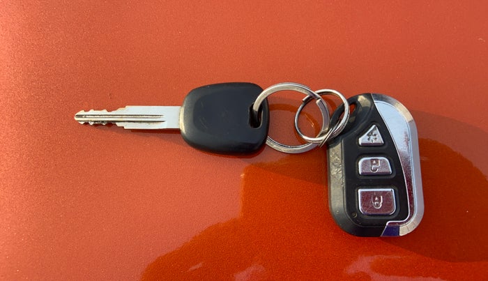 2018 Maruti Alto K10 VXI, Petrol, Manual, 54,300 km, Key Close Up