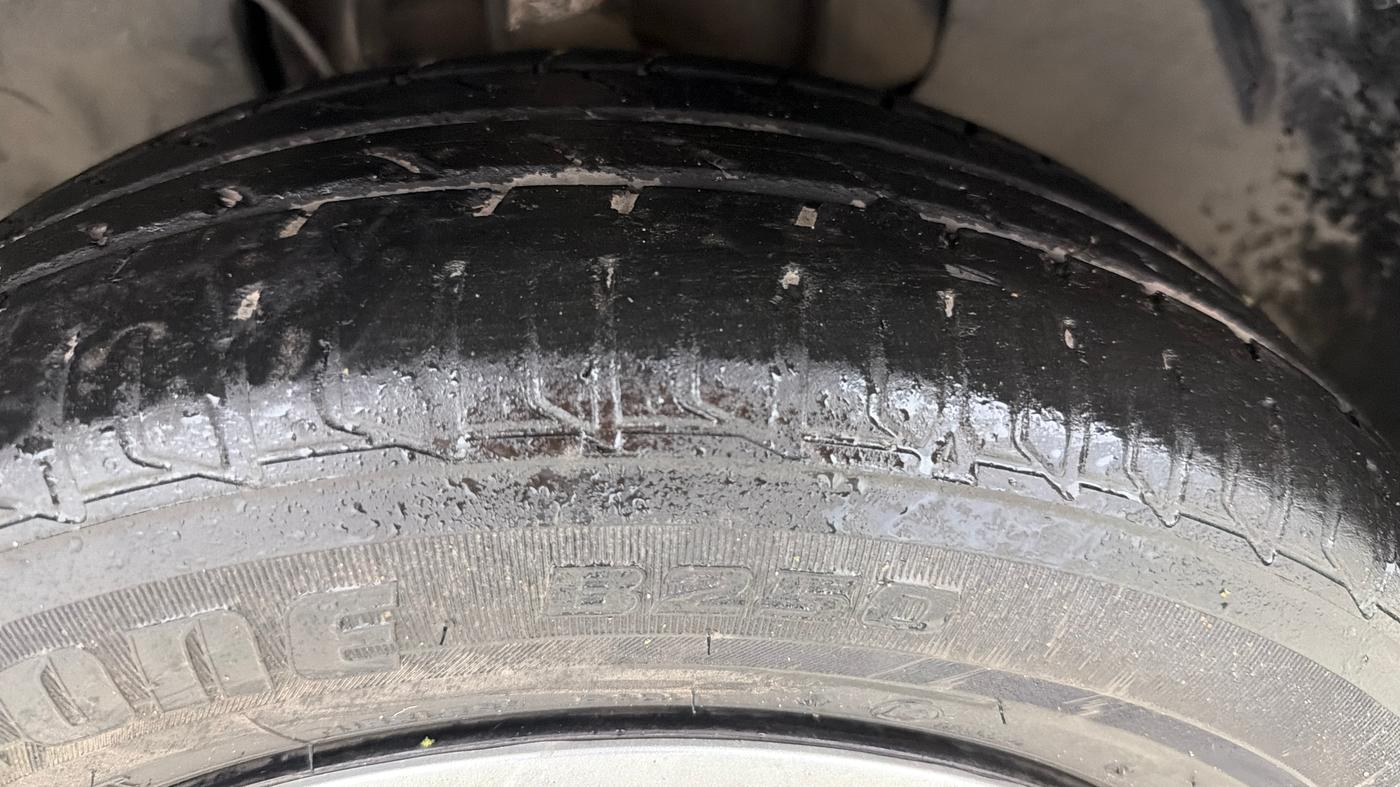 2023 Tata Tiago XT (O) PETROL, Petrol, Manual, 26,120 km, Left Front Tyre Tread