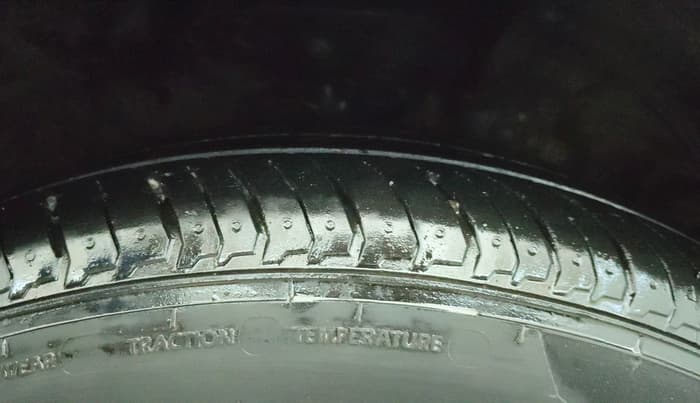 2017 Honda WR-V 1.2L I-VTEC VX MT, Petrol, Manual, 91,813 km, Right Front Tyre Tread