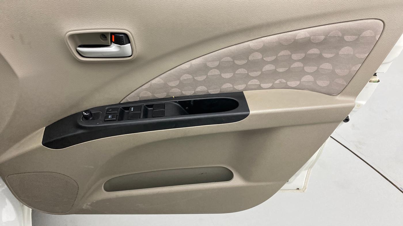2017 Maruti Celerio ZXI, Petrol, Manual, 50,177 km, Driver Side Door Panels Control