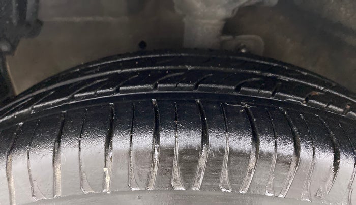 2017 Maruti Celerio ZXI, Petrol, Manual, 50,177 km, Left Front Tyre Tread