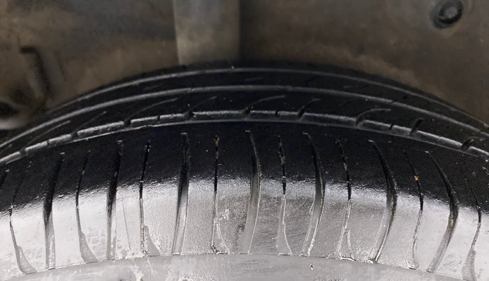 2017 Maruti Celerio ZXI, Petrol, Manual, 50,177 km, Right Rear Tyre Tread