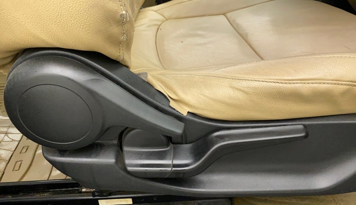 2019 Honda Amaze 1.5L I-DTEC S CVT, Diesel, Automatic, 75,586 km, Driver Side Adjustment Panel