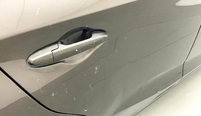 2019 Honda Amaze 1.5L I-DTEC S CVT, Diesel, Automatic, 75,586 km, Right rear door - Minor scratches
