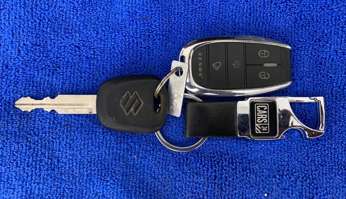 2019 Maruti Alto LXI, Petrol, Manual, 51,602 km, Key Close Up