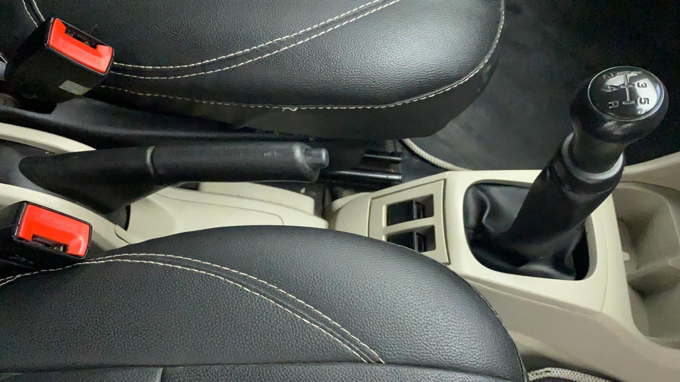 2019 Maruti Alto LXI, Petrol, Manual, 51,602 km, Gear Lever