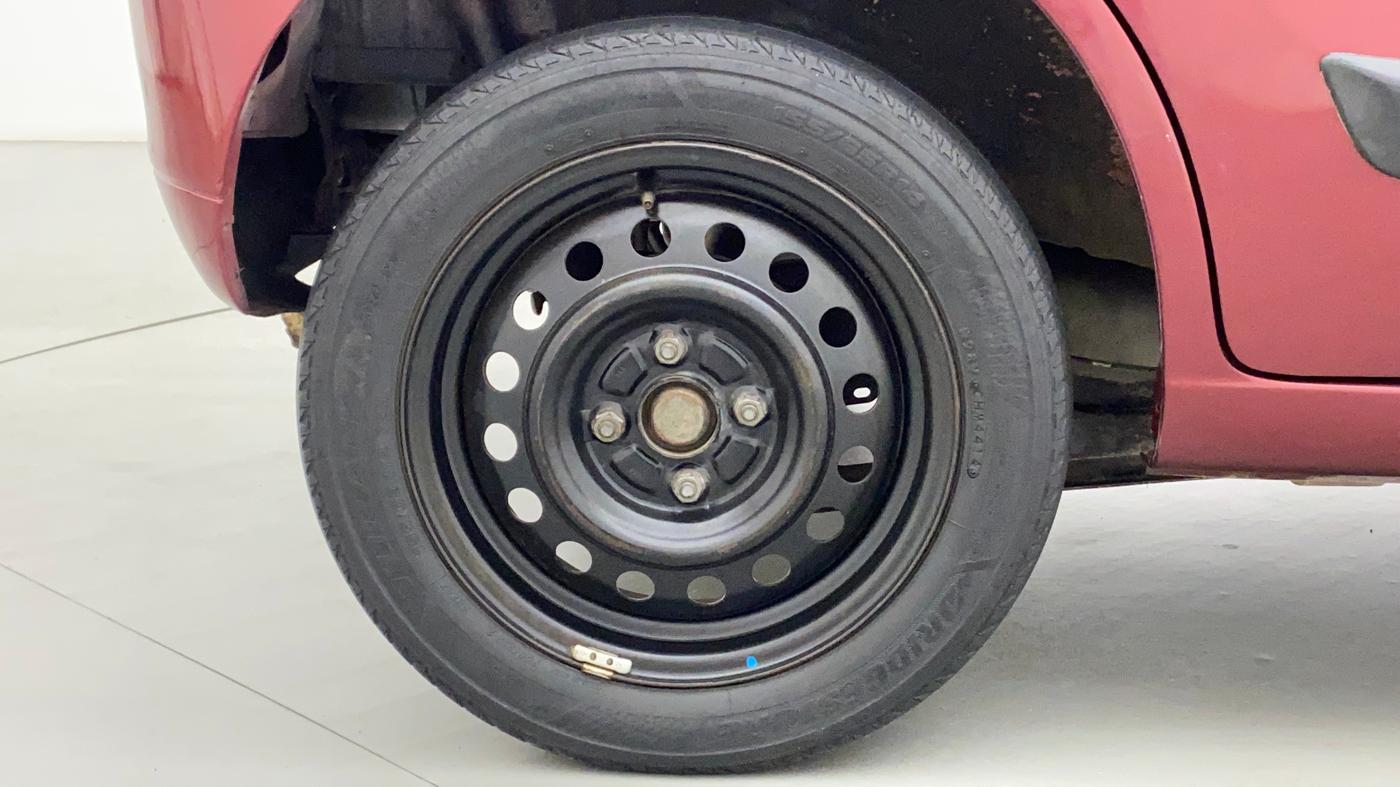 2010 Maruti Wagon R 1.0 VXI, Petrol, Manual, 80,459 km, Right Rear Wheel
