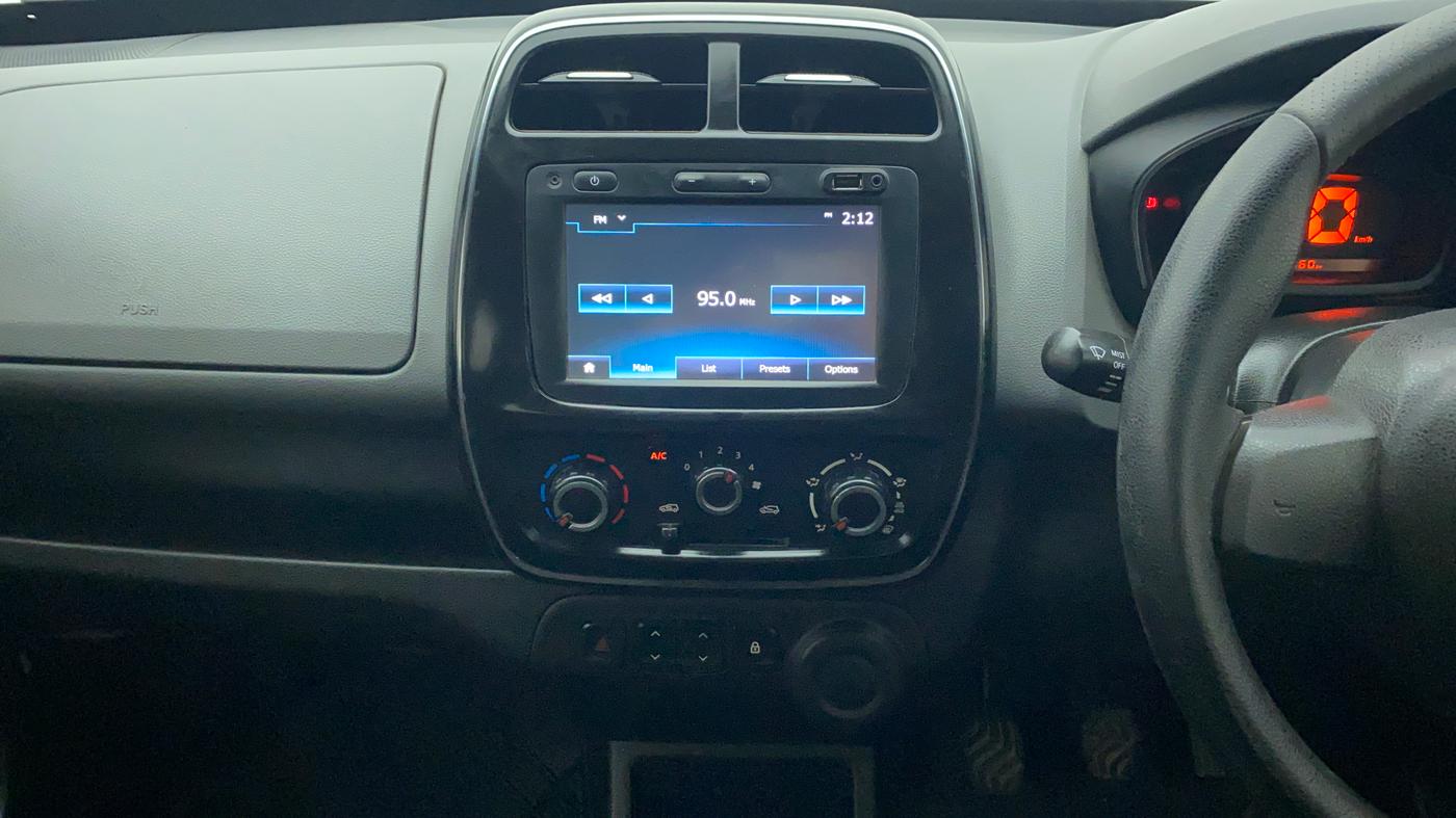 2018 Renault Kwid 1.0 RXT Opt, Petrol, Manual, 71,630 km, Air Conditioner