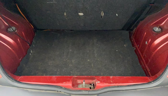 2018 Renault Kwid 1.0 RXT Opt, Petrol, Manual, 71,630 km, Boot Inside View