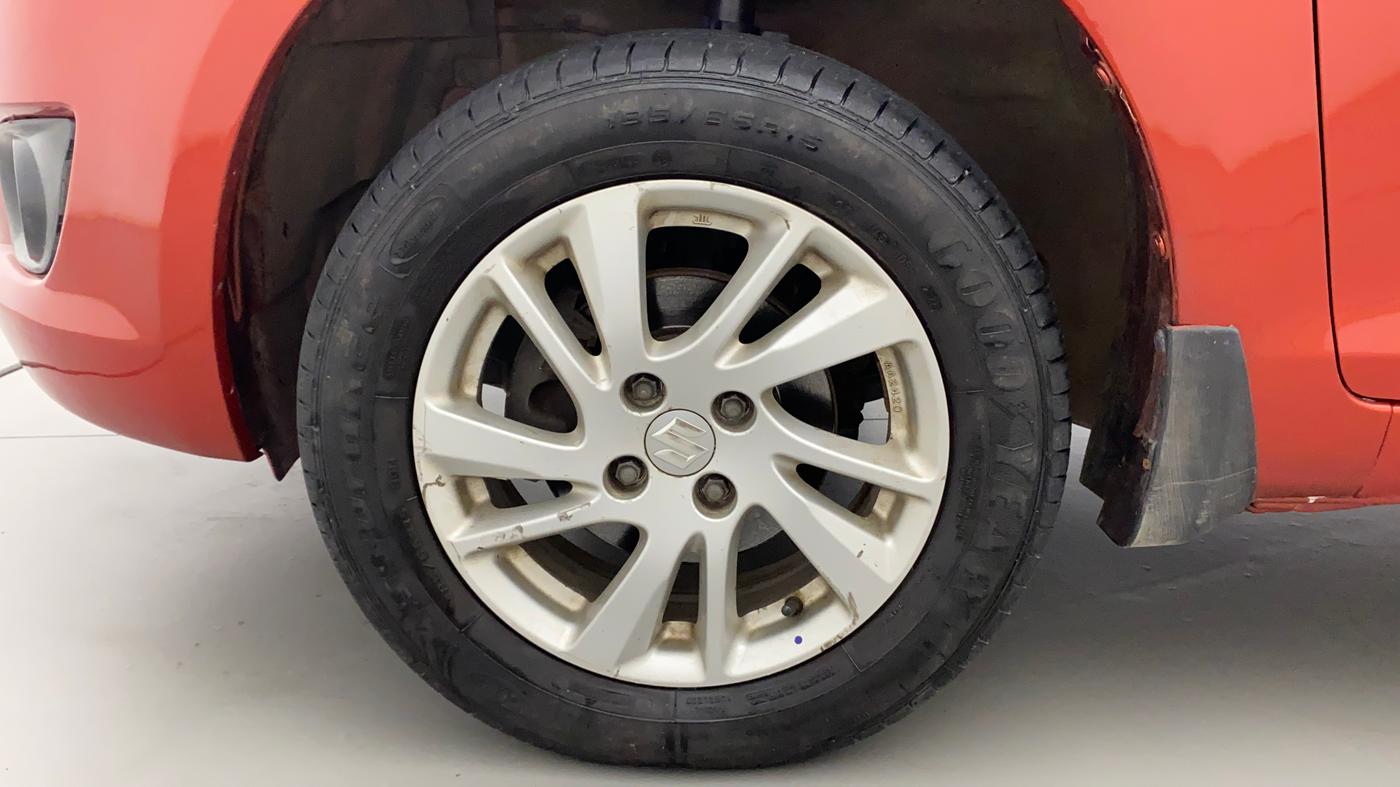 2013 Maruti Swift ZXI, Petrol, Manual, 85,362 km, Left Front Wheel