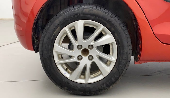 2013 Maruti Swift ZXI, Petrol, Manual, 85,362 km, Right Rear Wheel