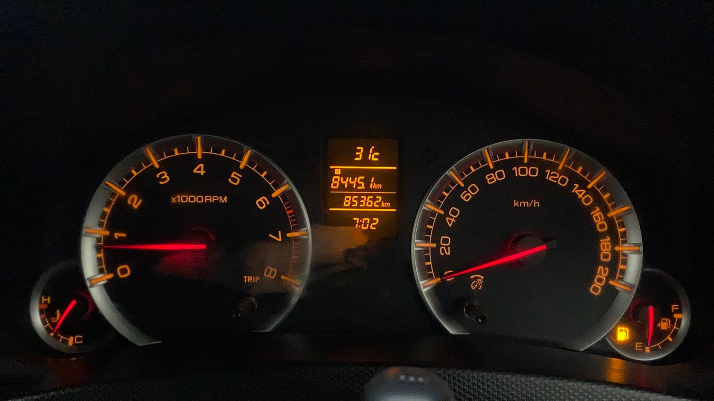 2013 Maruti Swift ZXI, Petrol, Manual, 85,362 km, Odometer Image