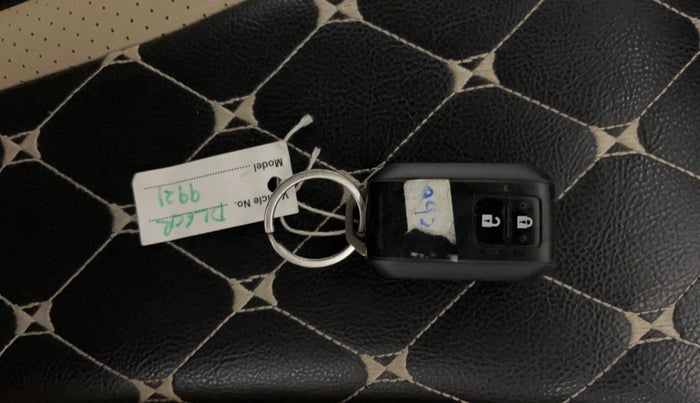 2019 Maruti Baleno ZETA PETROL 1.2, Petrol, Manual, 47,024 km, Key Close Up