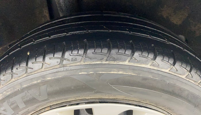 2017 Maruti Baleno DELTA 1.2 K12, Petrol, Manual, 34,929 km, Right Rear Tyre Tread