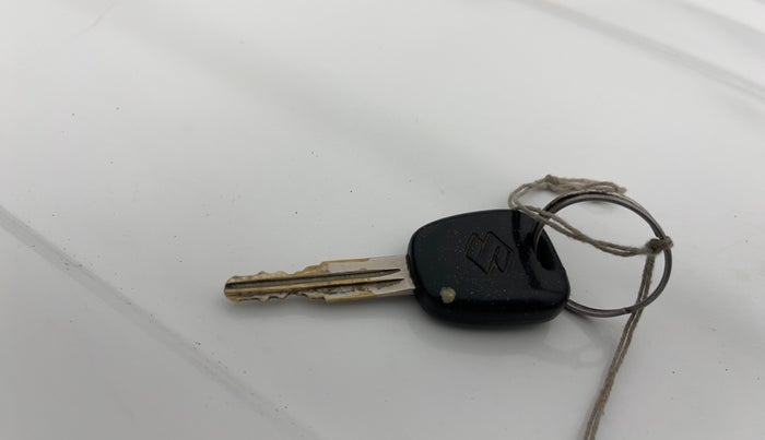 2016 Maruti Alto 800 LXI, Petrol, Manual, 52,060 km, Key Close Up