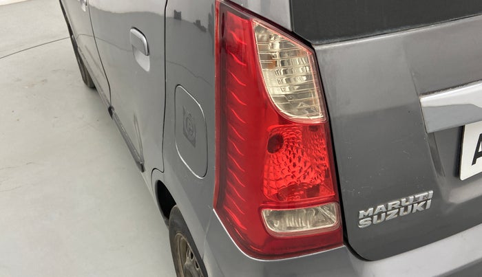 2013 Maruti Wagon R 1.0 VXI, Petrol, Manual, 89,791 km, Left tail light - Faded