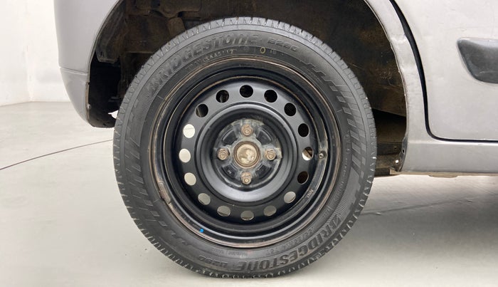 2013 Maruti Wagon R 1.0 VXI, Petrol, Manual, 89,791 km, Right Rear Wheel
