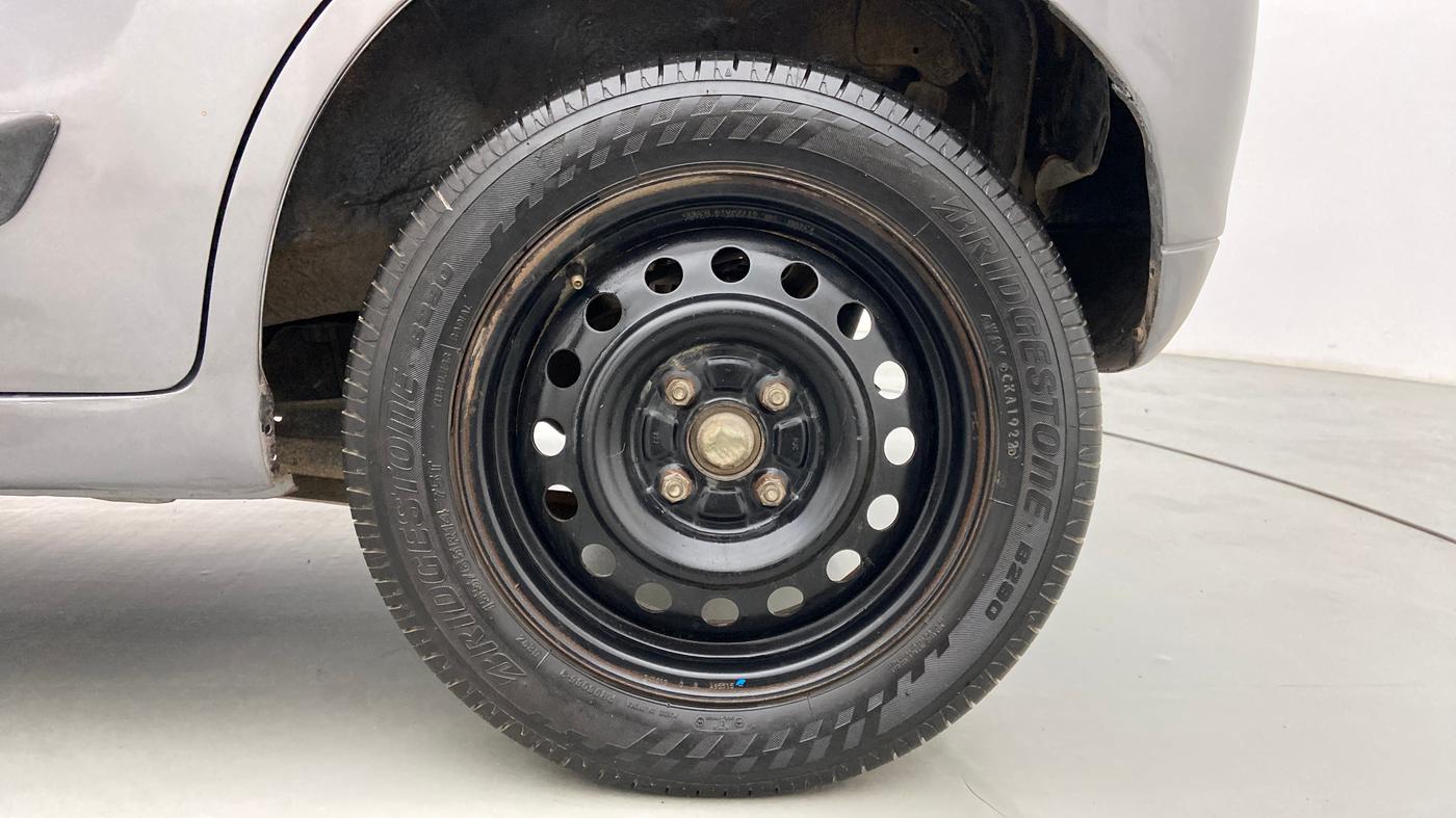 2013 Maruti Wagon R 1.0 VXI, Petrol, Manual, 89,791 km, Left Rear Wheel