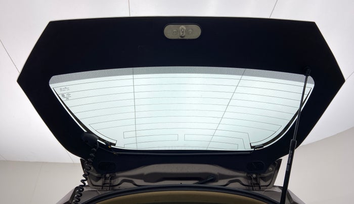 2017 Honda Brio S MT, Petrol, Manual, 32,948 km, Boot Door Open