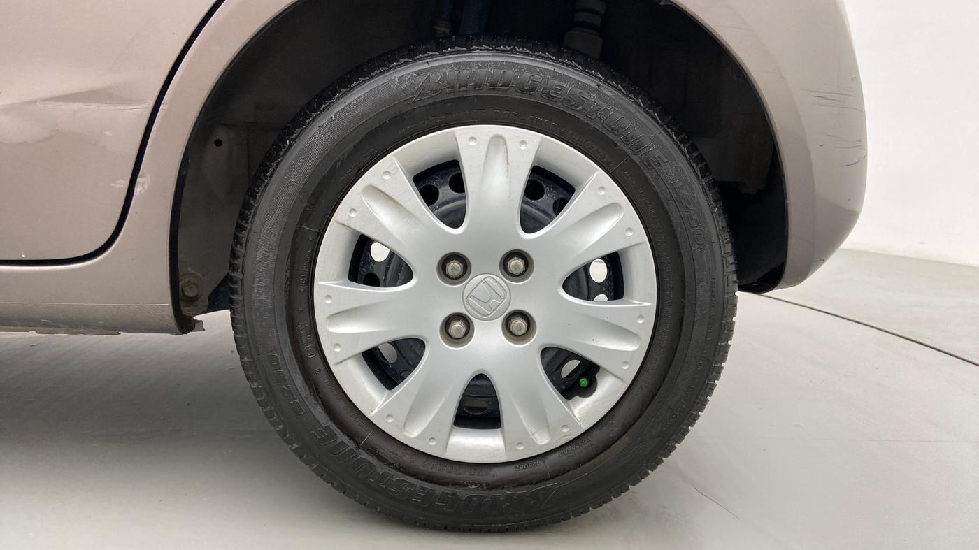 2017 Honda Brio S MT, Petrol, Manual, 32,948 km, Left Rear Wheel