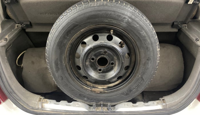 2016 Hyundai i10 SPORTZ 1.1, CNG, Manual, 64,201 km, Boot Inside