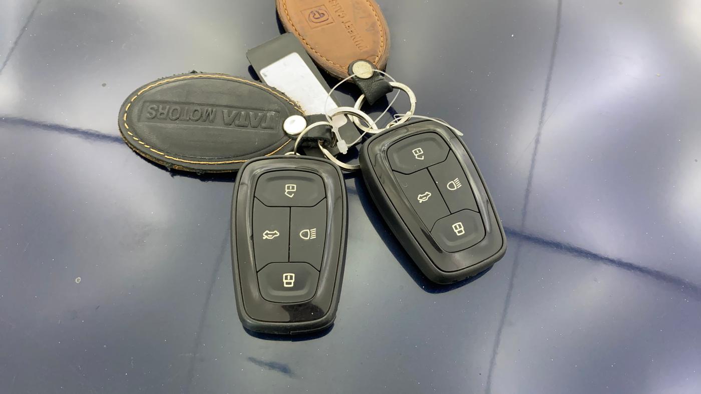 2024 Tata TIGOR XZA Plus iCNG , CNG, Automatic, 34,848 km, Key Close Up