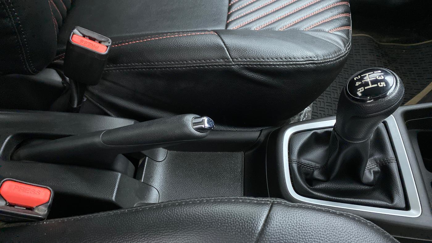 2020 Maruti Swift VXI D, Petrol, Manual, 2,954 km, Gear Lever