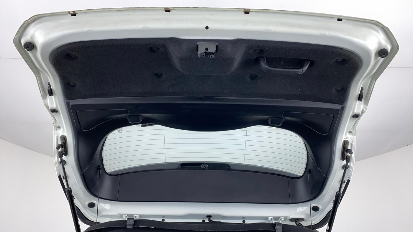 2021 Tata Harrier XZA  DUAL TONE, Diesel, Automatic, 18,177 km, Boot Door Open