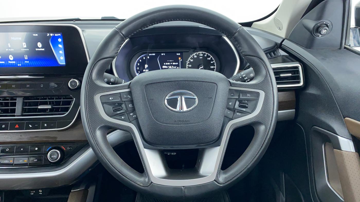2021 Tata Harrier XZA  DUAL TONE, Diesel, Automatic, 18,177 km, Steering Wheel Close Up