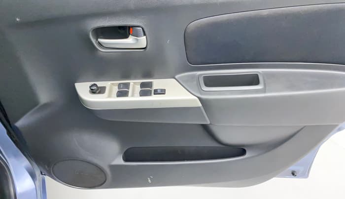 2012 Maruti Wagon R 1.0 VXI, Petrol, Manual, 28,524 km, Driver Side Door Panels Control