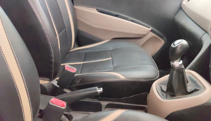 2015 Hyundai Grand i10 ASTA 1.2 KAPPA VTVT, Petrol, Manual, 65,831 km, Gear Lever