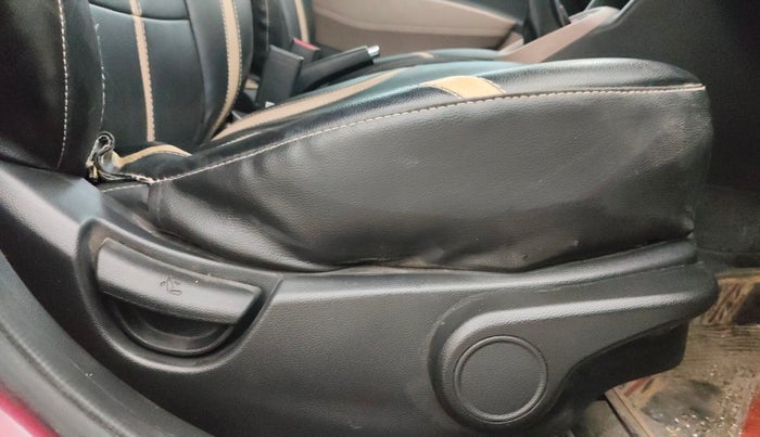 2015 Hyundai Grand i10 ASTA 1.2 KAPPA VTVT, Petrol, Manual, 65,831 km, Driver Side Adjustment Panel