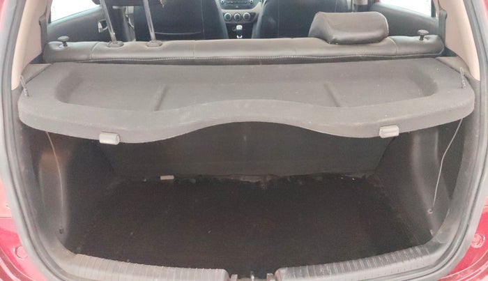 2015 Hyundai Grand i10 ASTA 1.2 KAPPA VTVT, Petrol, Manual, 65,831 km, Boot Inside