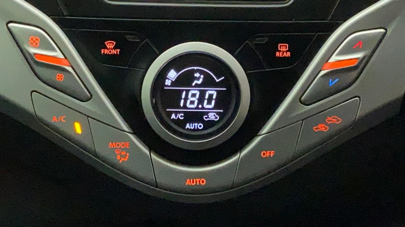2017 Maruti Baleno ZETA PETROL 1.2, Petrol, Manual, 57,576 km, Automatic Climate Control