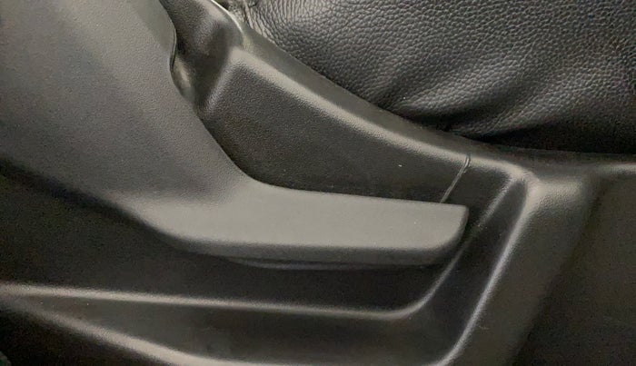 2021 Maruti New Wagon-R LXI CNG 1.0, CNG, Manual, 71,172 km, Driver Side Adjustment Panel