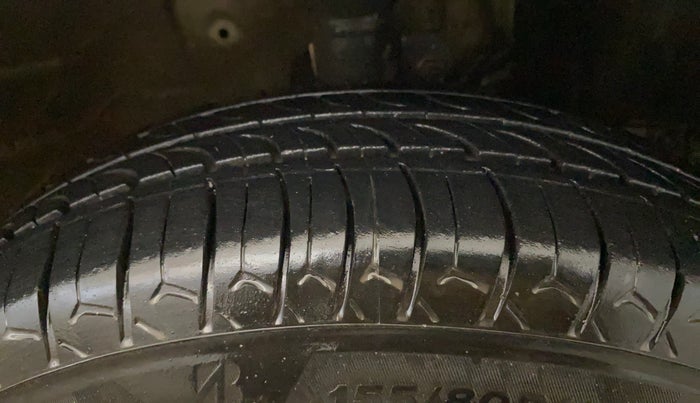 2021 Maruti New Wagon-R LXI CNG 1.0, CNG, Manual, 71,172 km, Right Front Tyre Tread