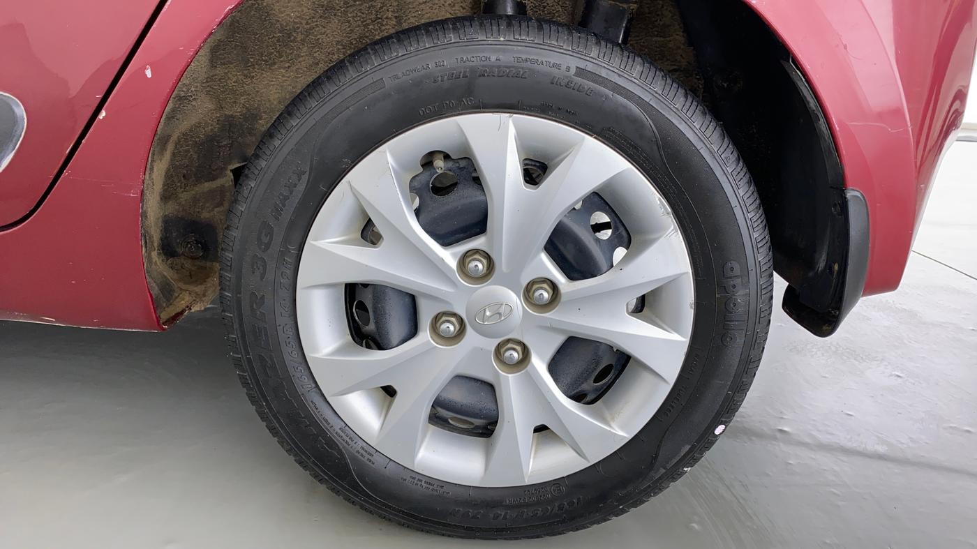 2015 Hyundai Grand i10 SPORTZ 1.2 KAPPA VTVT, Petrol, Manual, 47,320 km, Left Rear Wheel