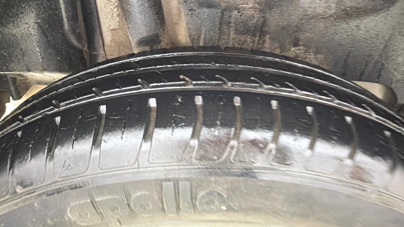 2019 Maruti Swift LXI, Petrol, Manual, 30,678 km, Right Rear Tyre Tread