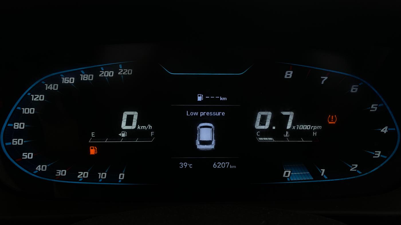 2025 Hyundai NEW I20 SPORTZ 1.2 MT, Petrol, Manual, 6,207 km, Odometer Image