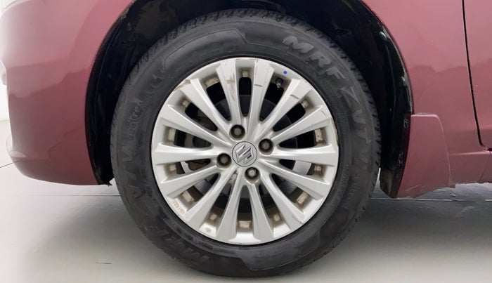 2017 Maruti Ciaz  ZDI SHVS, Diesel, Manual, 95,099 km, Left Front Wheel
