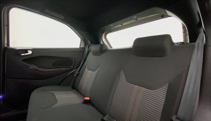 2018 Ford FREESTYLE TITANIUM 1.2 TI-VCT MT, Petrol, Manual, 25,447 km, Right Side Rear Door Cabin