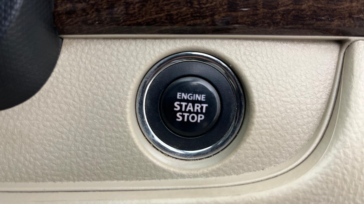 2015 Maruti Swift Dzire ZXI, Petrol, Manual, 1,02,017 km, Keyless Start/ Stop Button