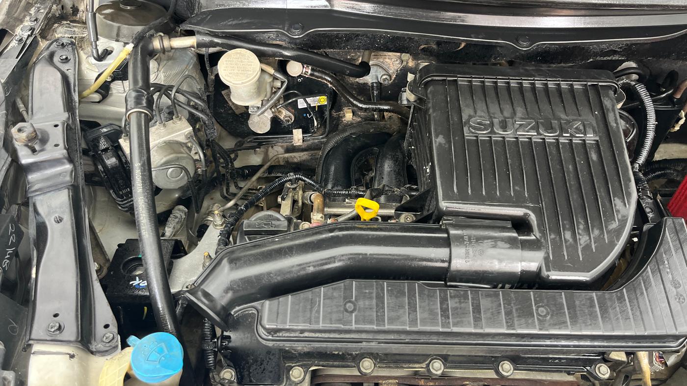 2015 Maruti Swift Dzire ZXI, Petrol, Manual, 1,02,017 km, Engine View - Right