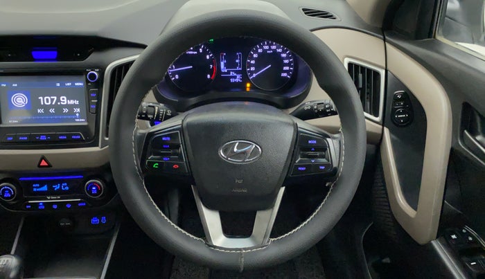 2015 Hyundai Creta SX PLUS 1.6 PETROL, Petrol, Manual, 55,707 km, Steering Wheel Close Up