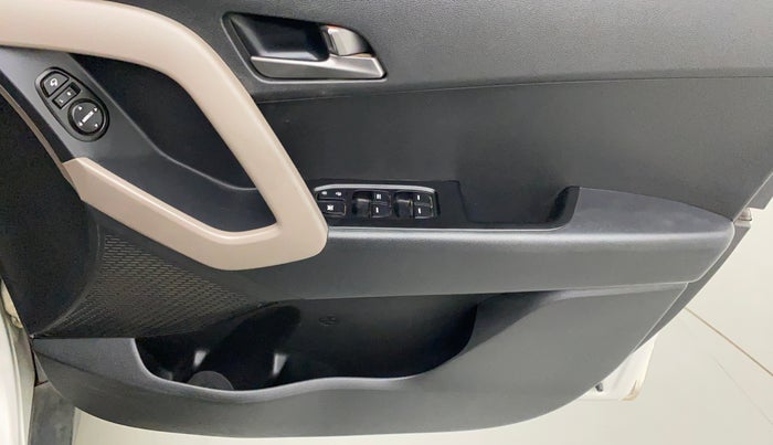 2015 Hyundai Creta SX PLUS 1.6 PETROL, Petrol, Manual, 55,707 km, Driver Side Door Panels Control