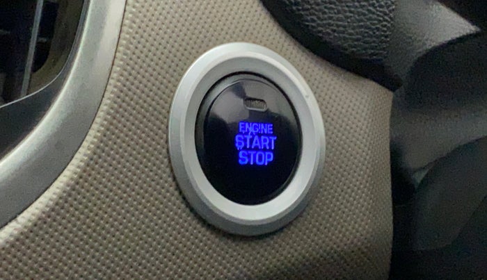 2015 Hyundai Creta SX PLUS 1.6 PETROL, Petrol, Manual, 55,707 km, Keyless Start/ Stop Button